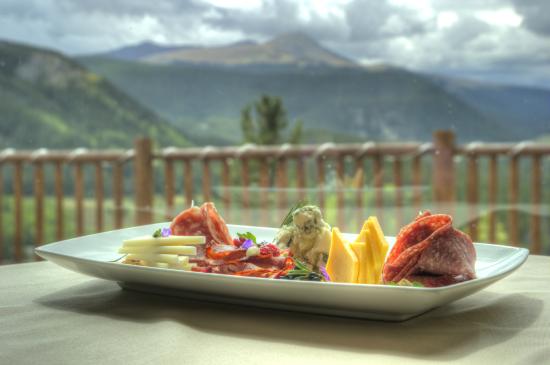 traverse-restaurant-bar